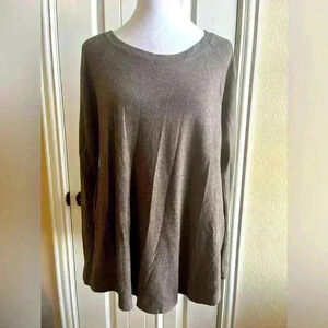 Calvin Klein performance women’s long sleeve top